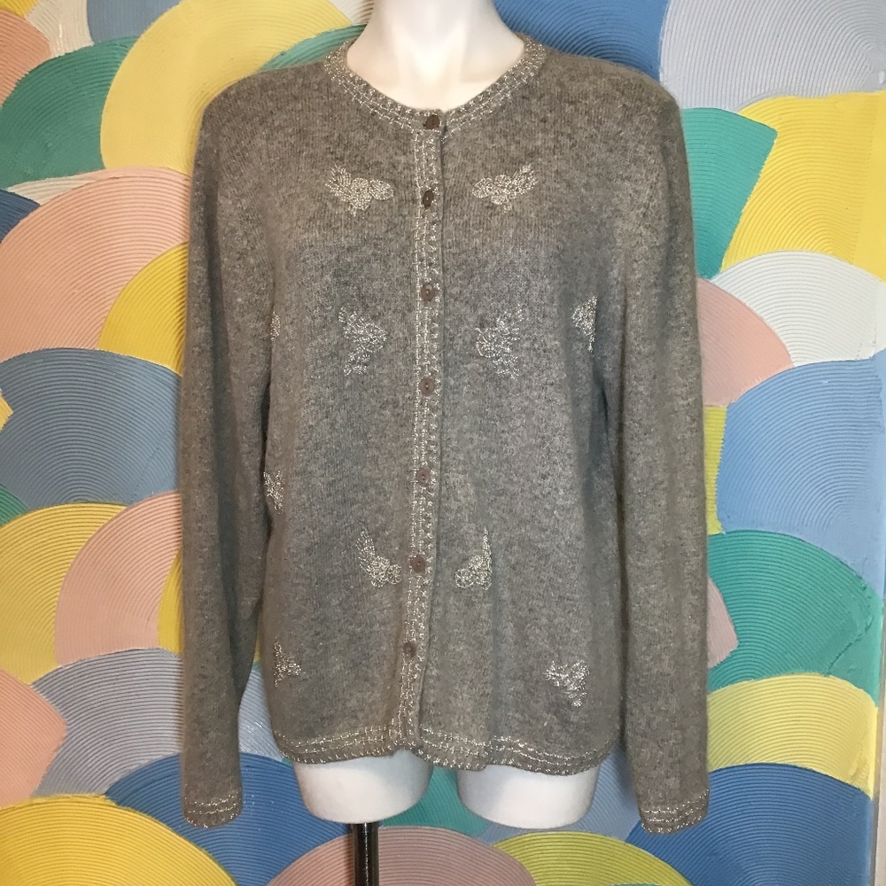 Urban Works glass beaded Angora gray sweater size 2X